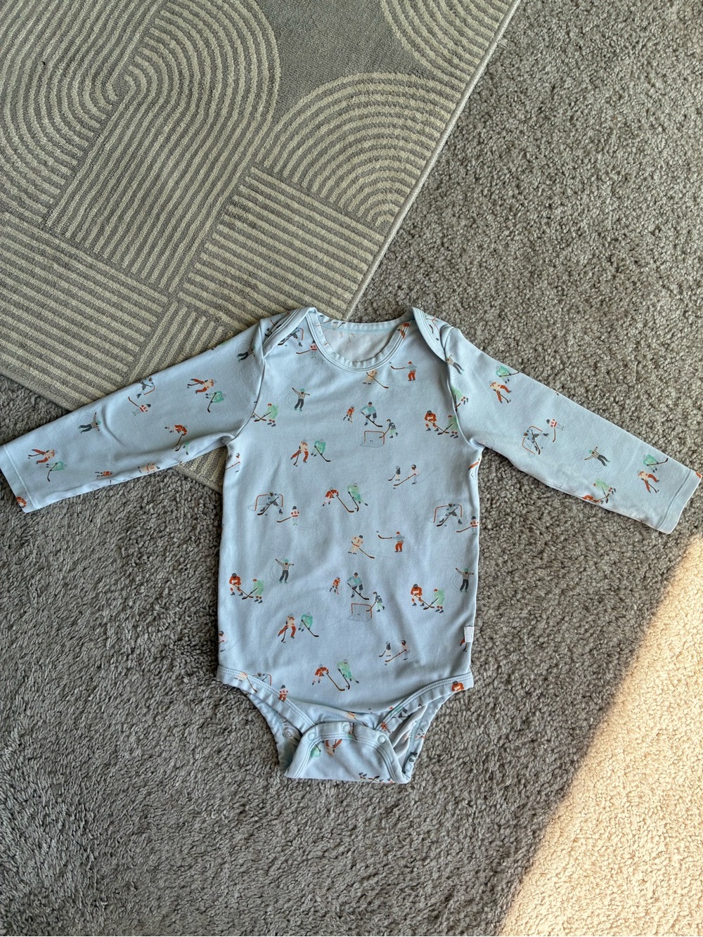 Loulou Lollipop Tencel Long-Sleeve Light Blue Baby Bodysuit with Hockey Print